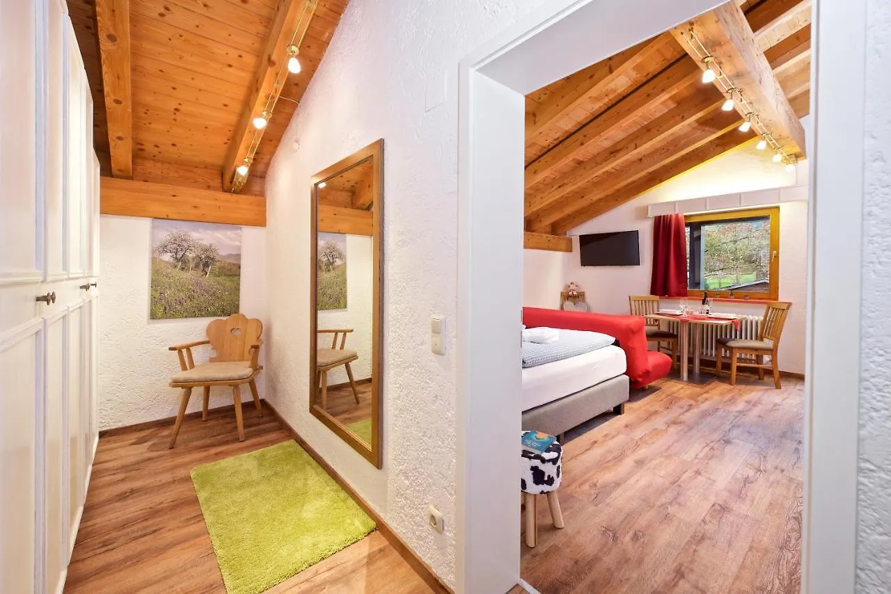 Ferienwohnungen Am Schlossberg Oberstaufen Apartman