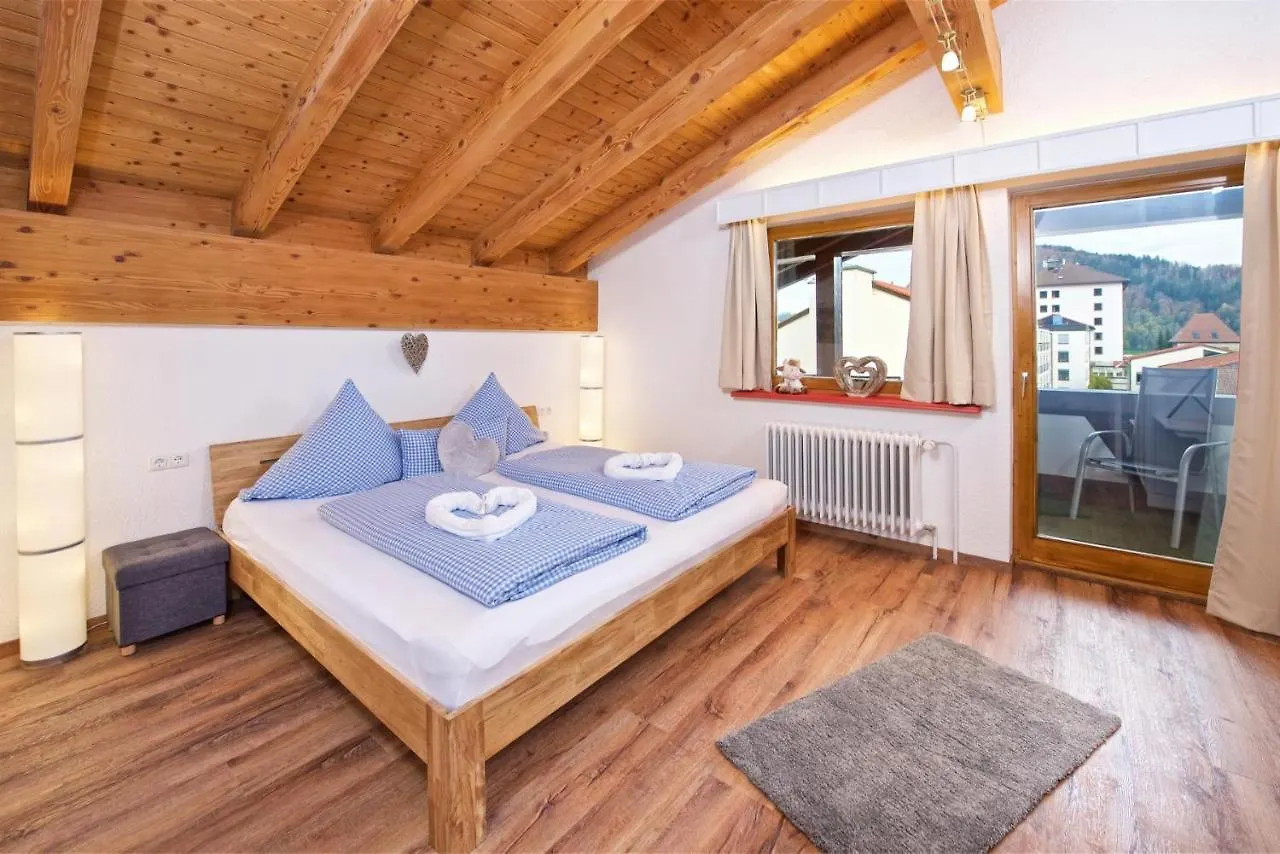 Ferienwohnungen Am Schlossberg Oberstaufen
