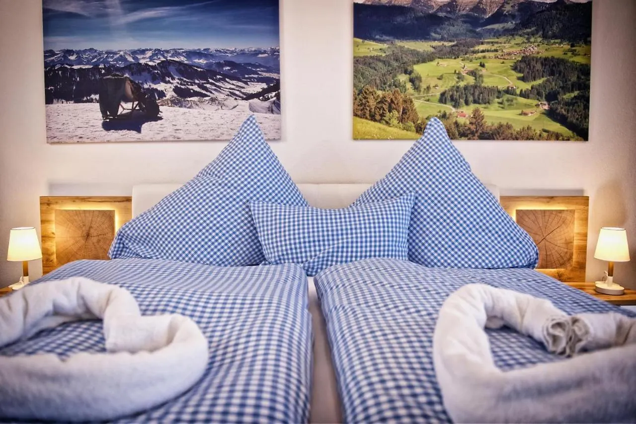 Ferienwohnungen Am Schlossberg Oberstaufen Apartman